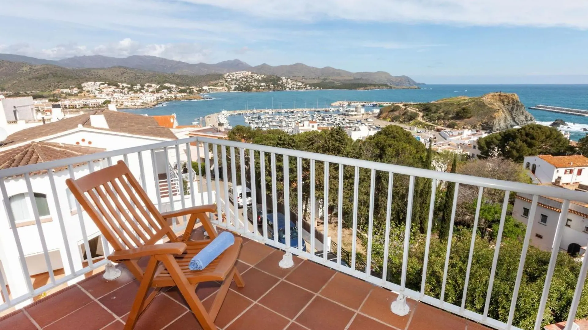 Apartment Graciosa Rojo By Interhome Llança